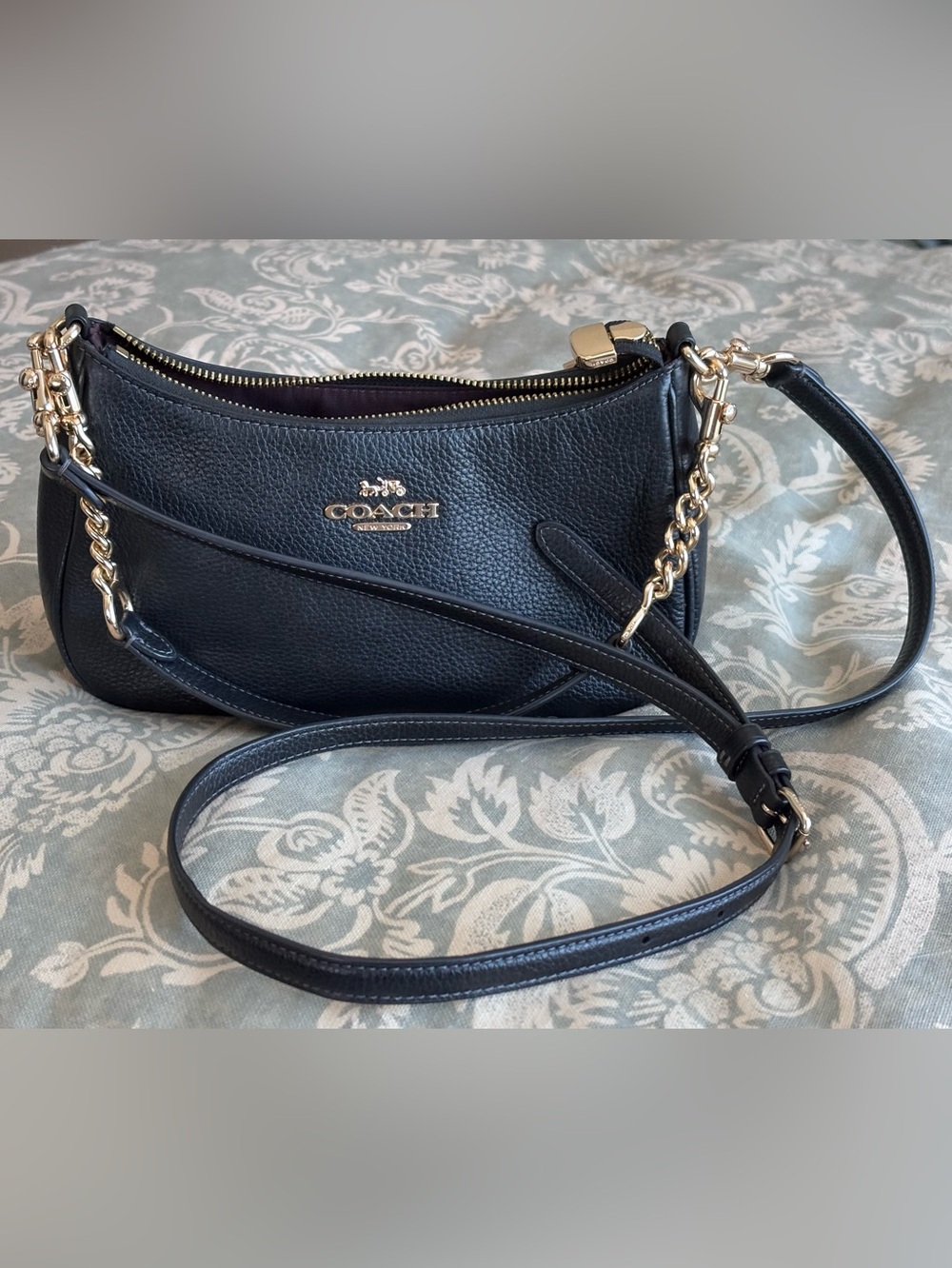 Coach Black Pebbled Leather Shoulder / Crossbody Bag with Gold Hardware
